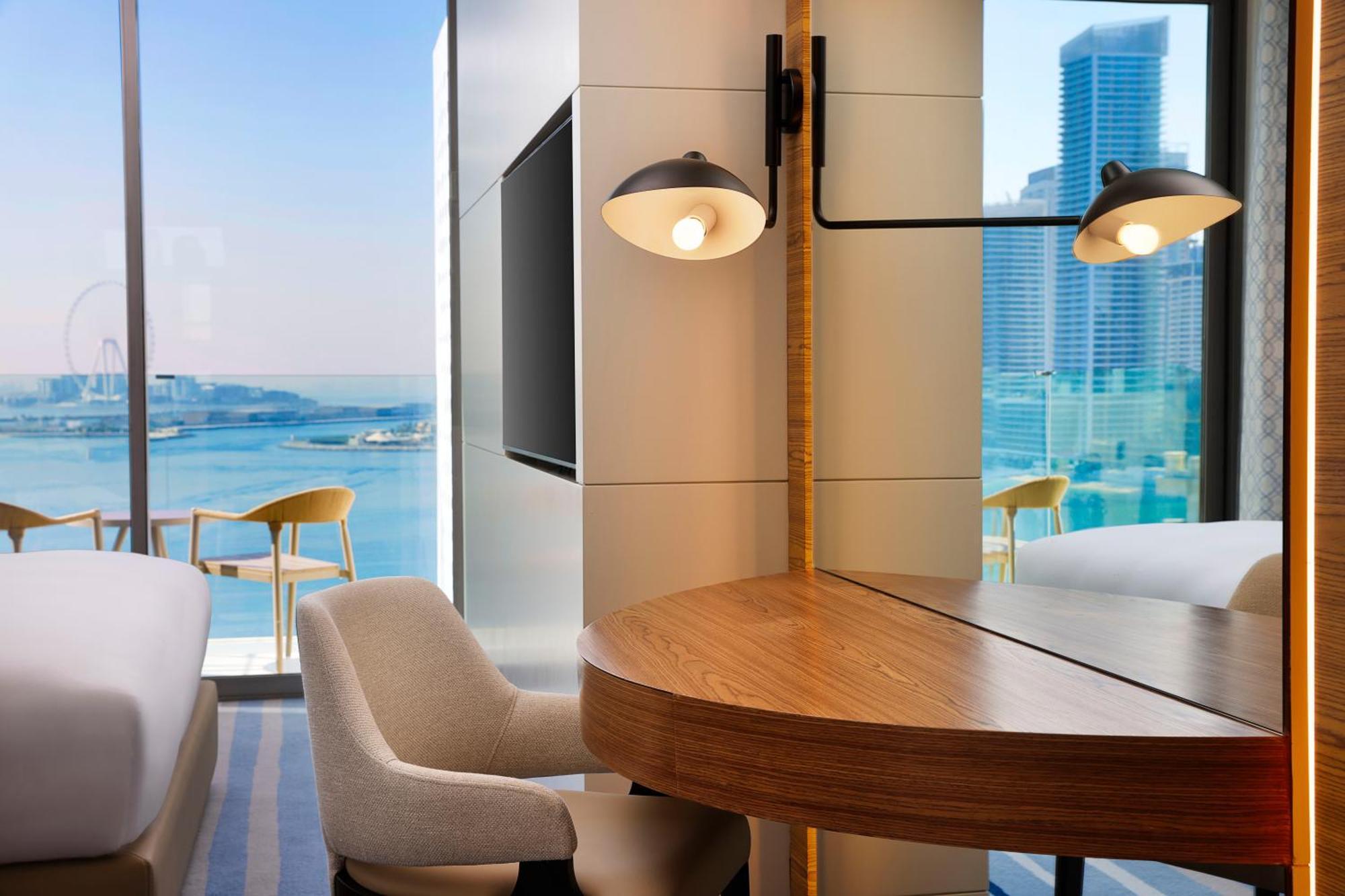 Tumbi West Palm Beach Hotel Dubai,Tapestry Collection Hilton Exterior photo