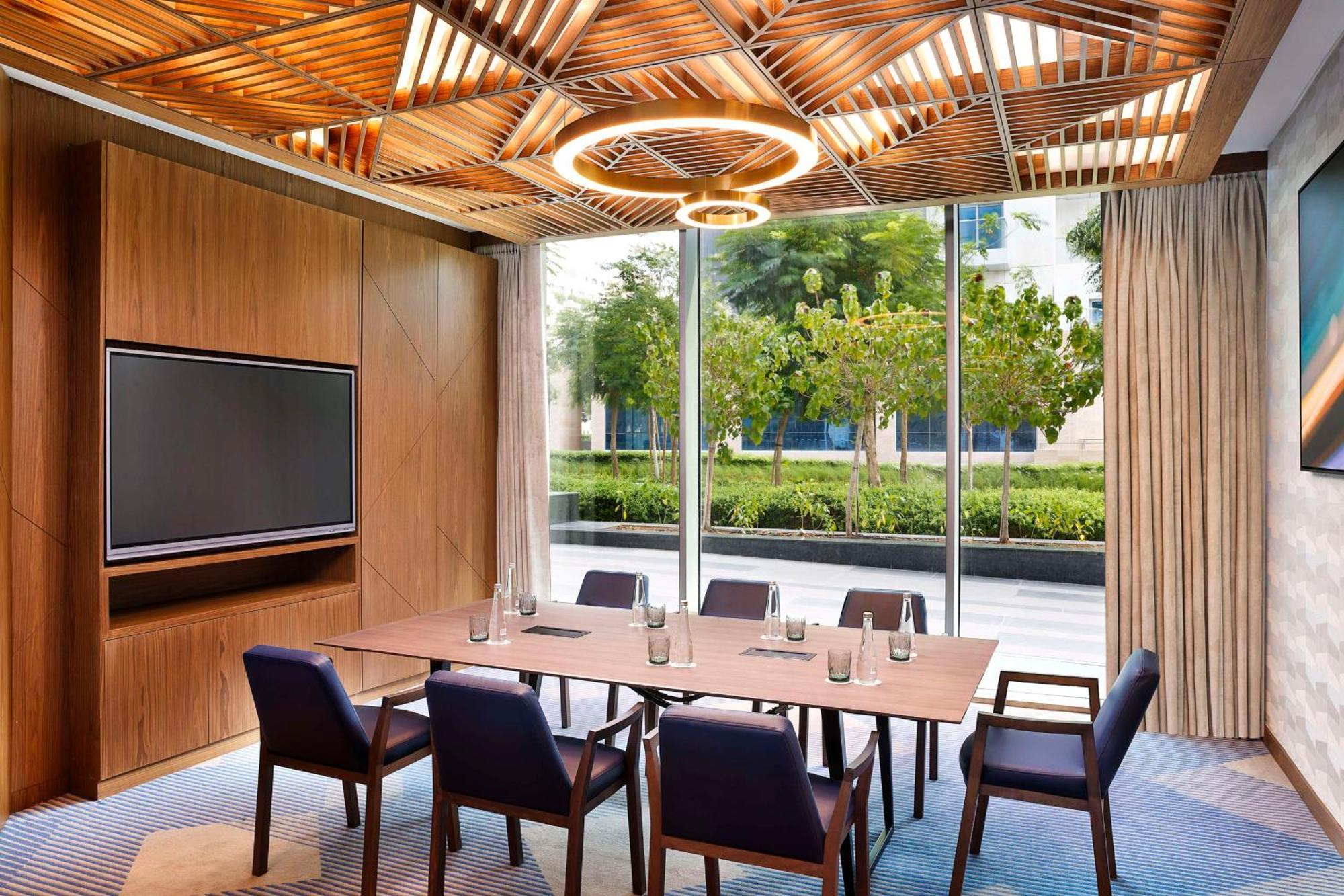 Tumbi West Palm Beach Hotel Dubai,Tapestry Collection Hilton Exterior photo