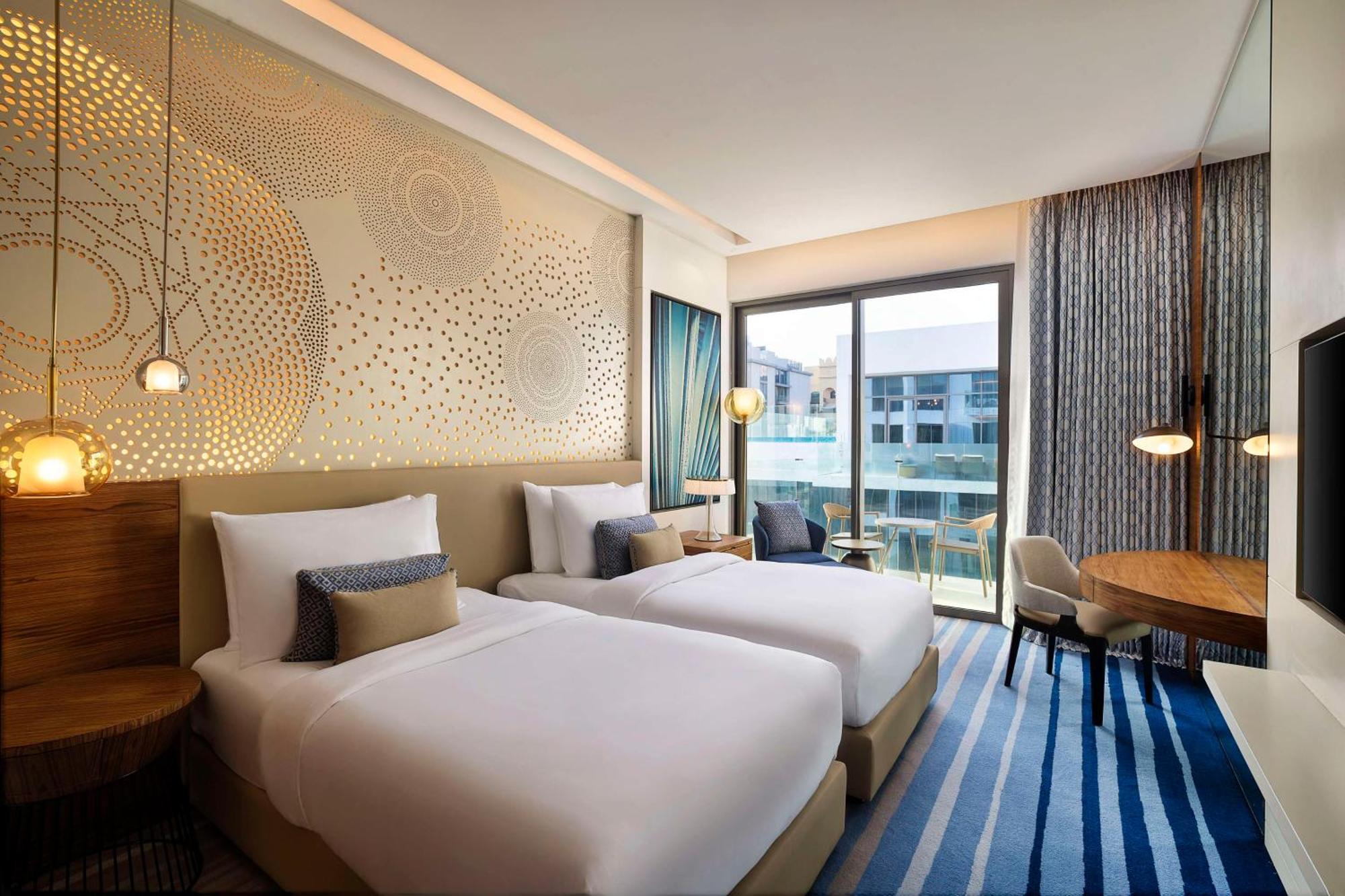 Tumbi West Palm Beach Hotel Dubai,Tapestry Collection Hilton Exterior photo